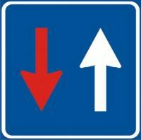 CARTELLO DIRITTO DI PRECEDENZA FIG.II 45